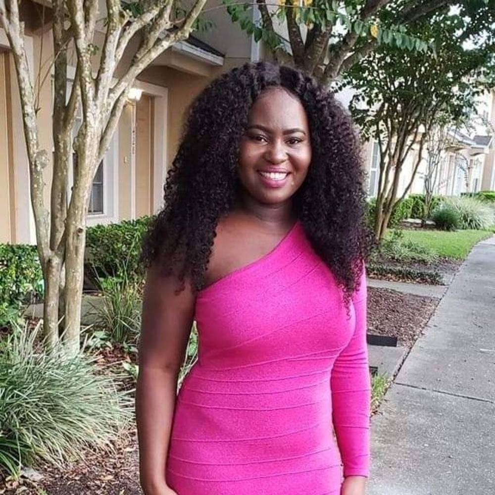 Meet your Posher, Jenypha